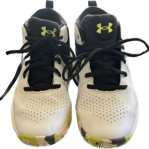 Kids Under Armour Lockdown Basketball Shoes Size 2 Youth
